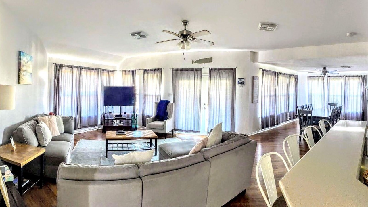 Photo of Bedroom in Jamaica Beach