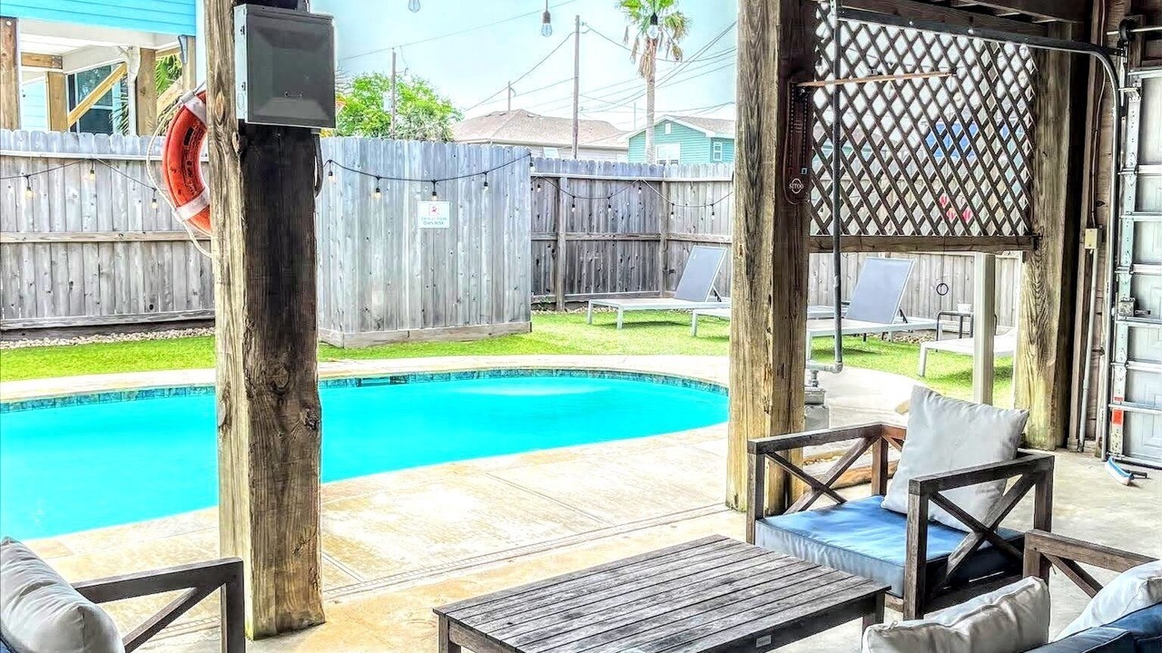 Photo of Outdoor in Jamaica Beach