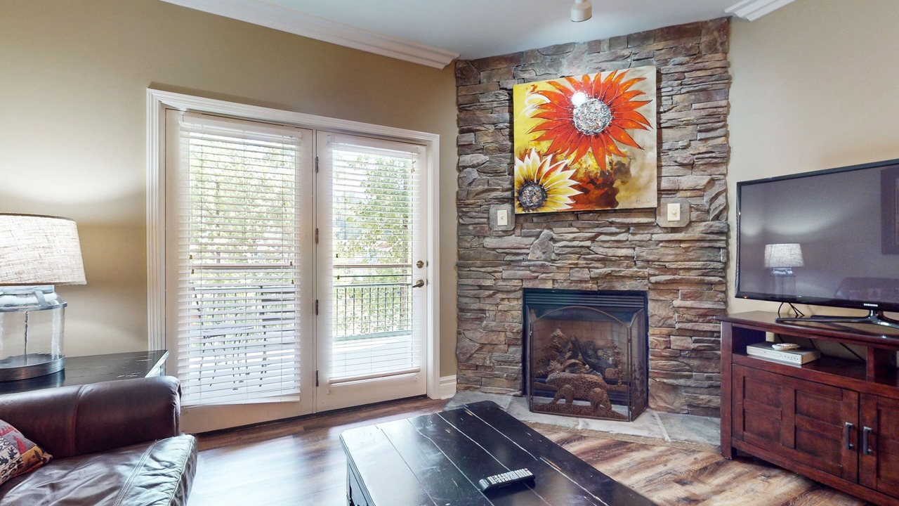 Photo of Livingroom in Gatlinburg