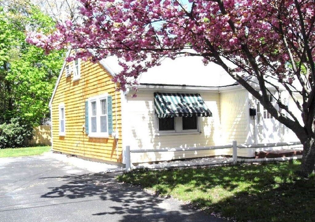 Photo of Others in Hyannis