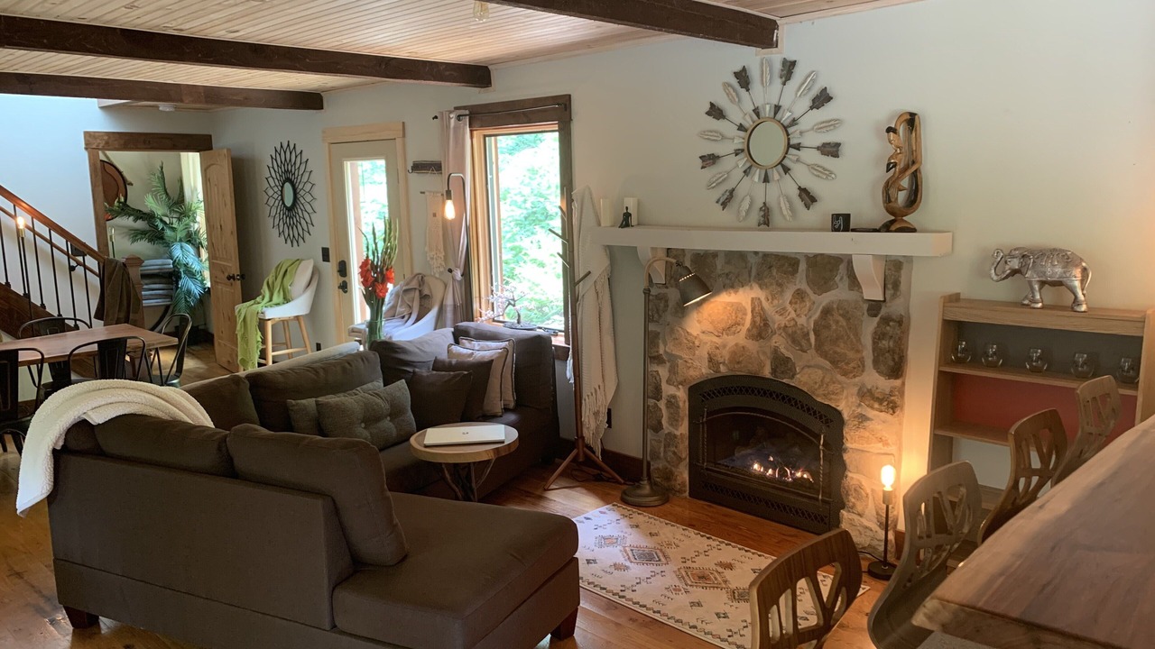 Photo of Livingroom in Roseland