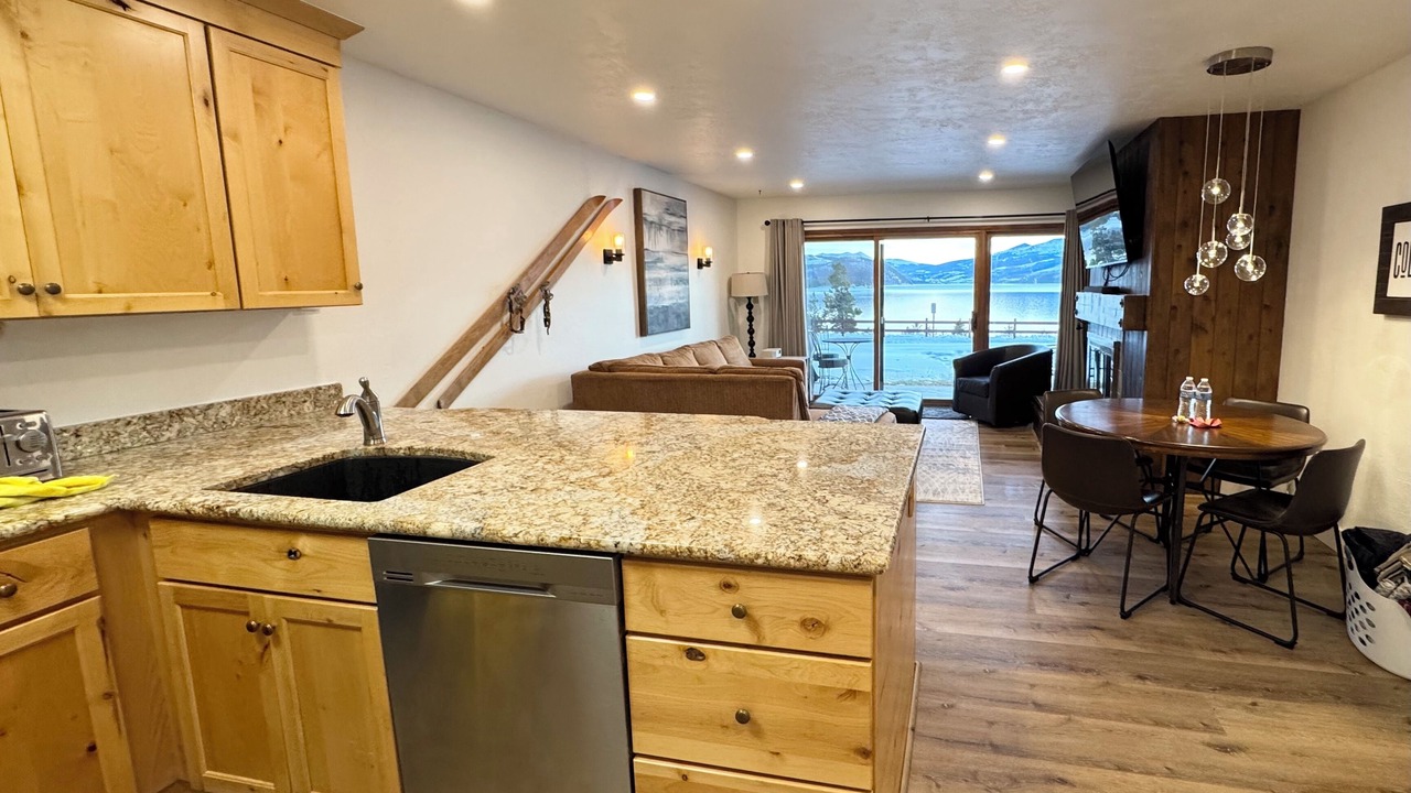 Photo of Others in Dillon