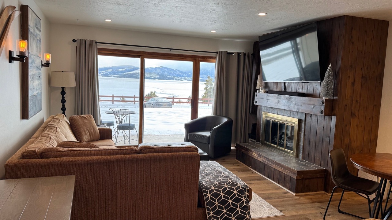 Photo of Livingroom in Dillon