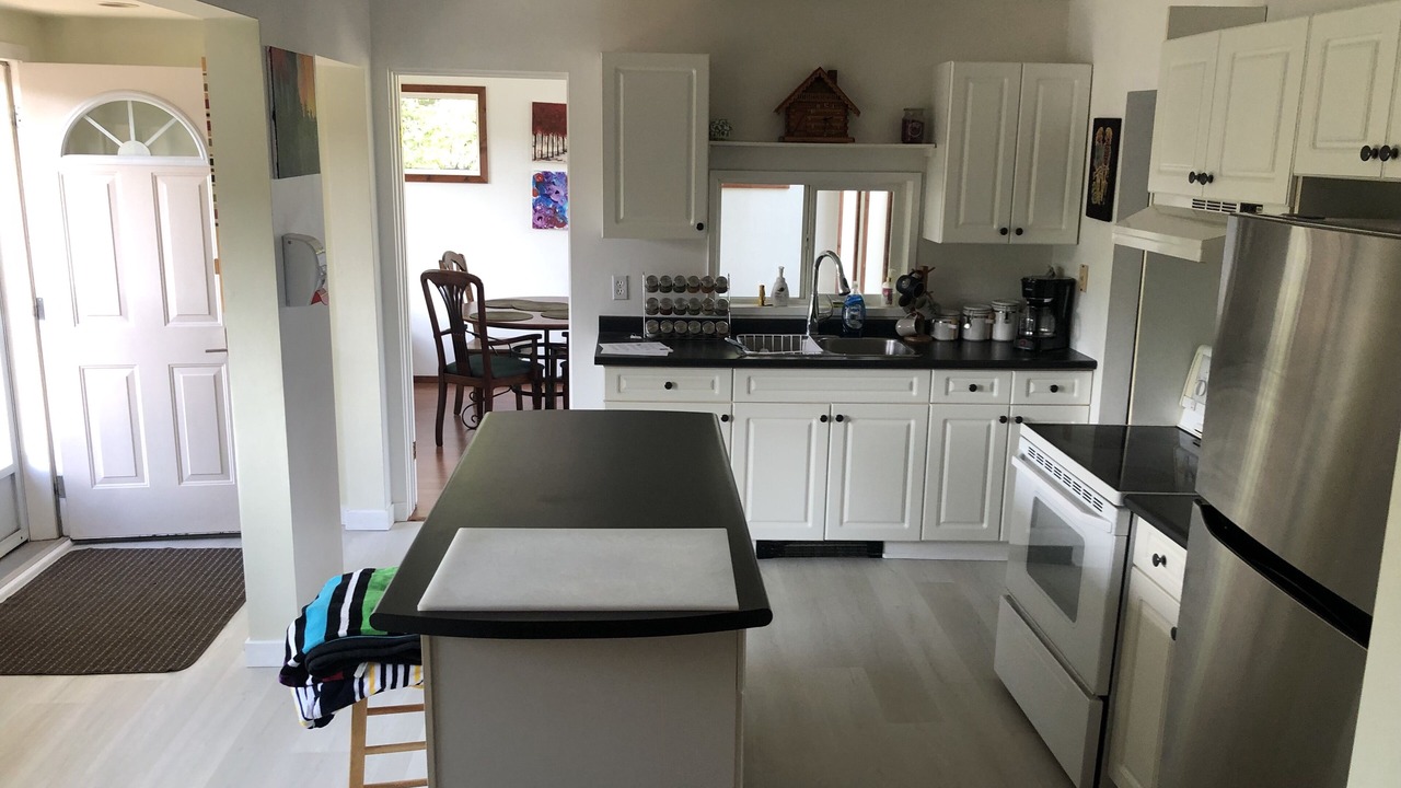 Photo of Kitchen in Unorganized Thunder Bay District
