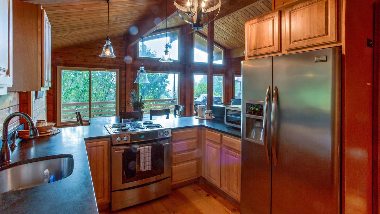 Photo of Kitchen in Bay City