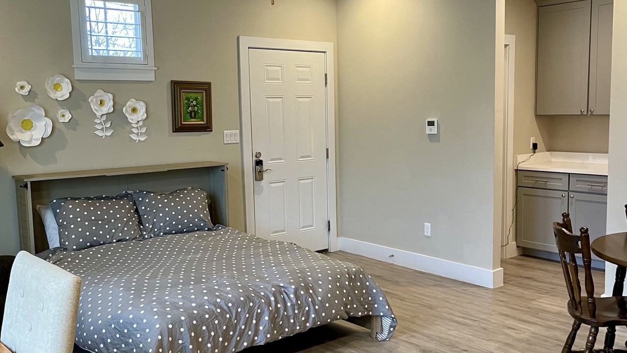 Photo of Bedroom in Crestview
