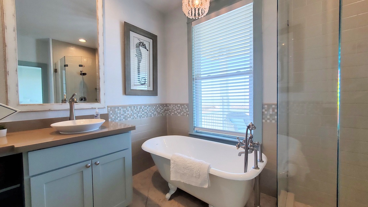 Photo of Bathroom in Galveston