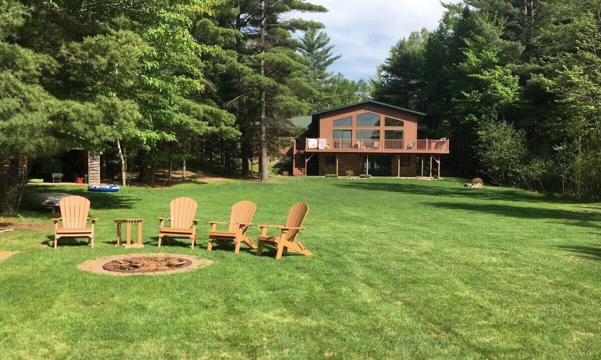 Photo of Outdoor in Three Lakes