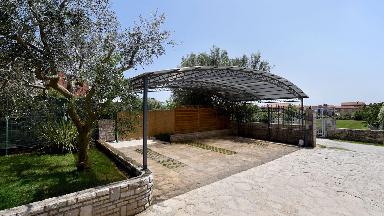 Photo of Outdoor in Galizana