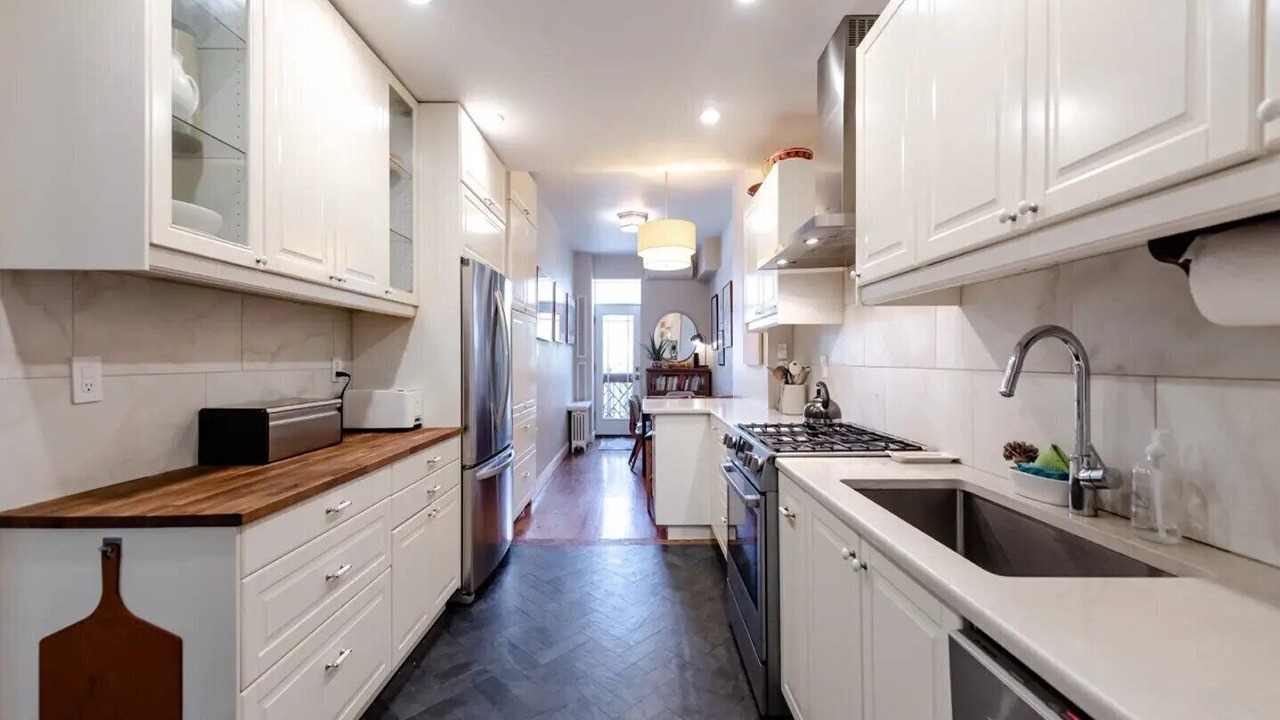 Photo of Others in Kensington