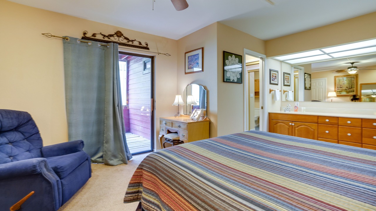 Photo of Bedroom in McQueeney