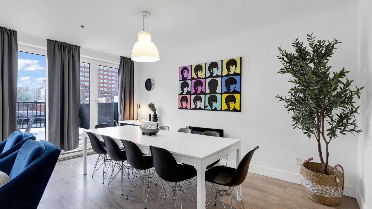 Photo of Livingroom in Downtown Montreal