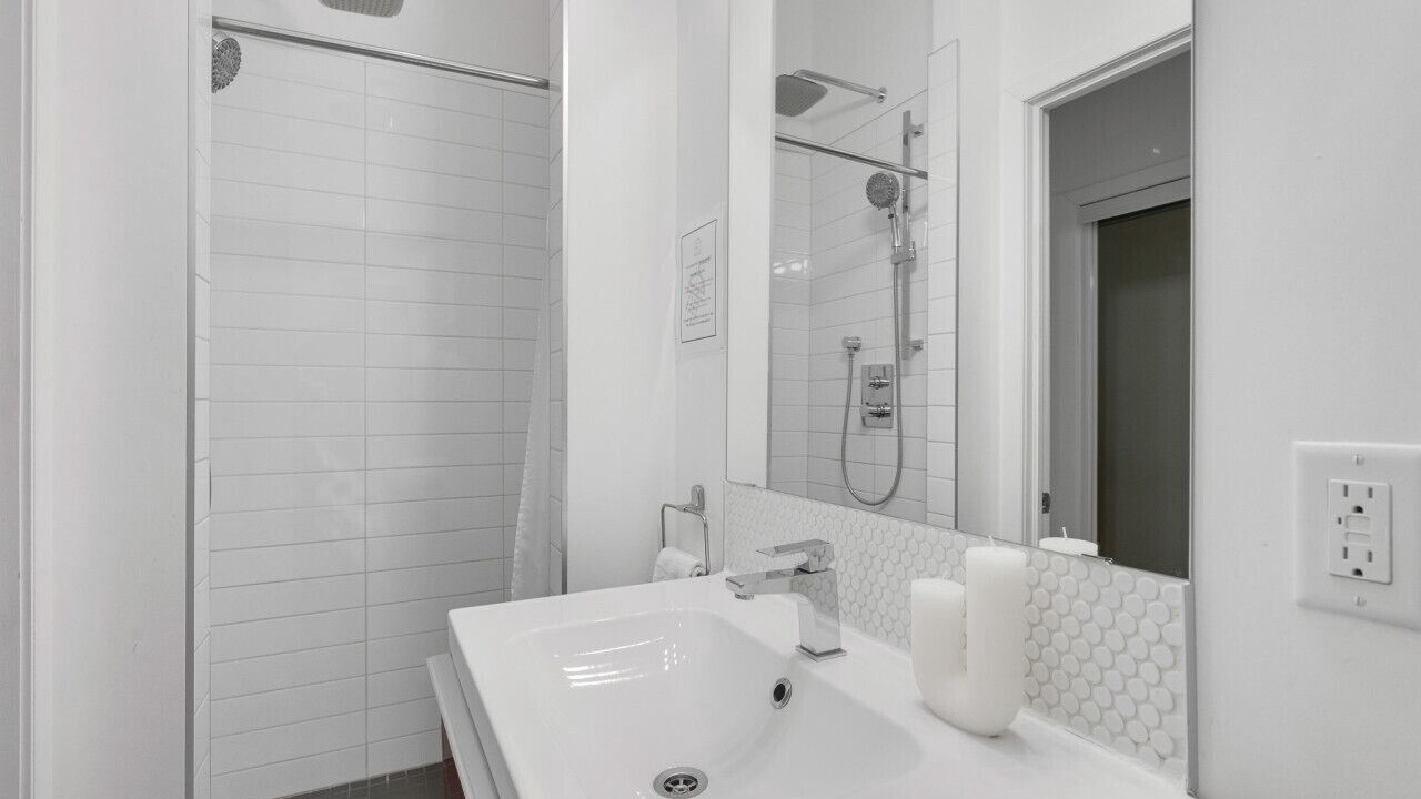 Photo of Bathroom in Downtown Montreal