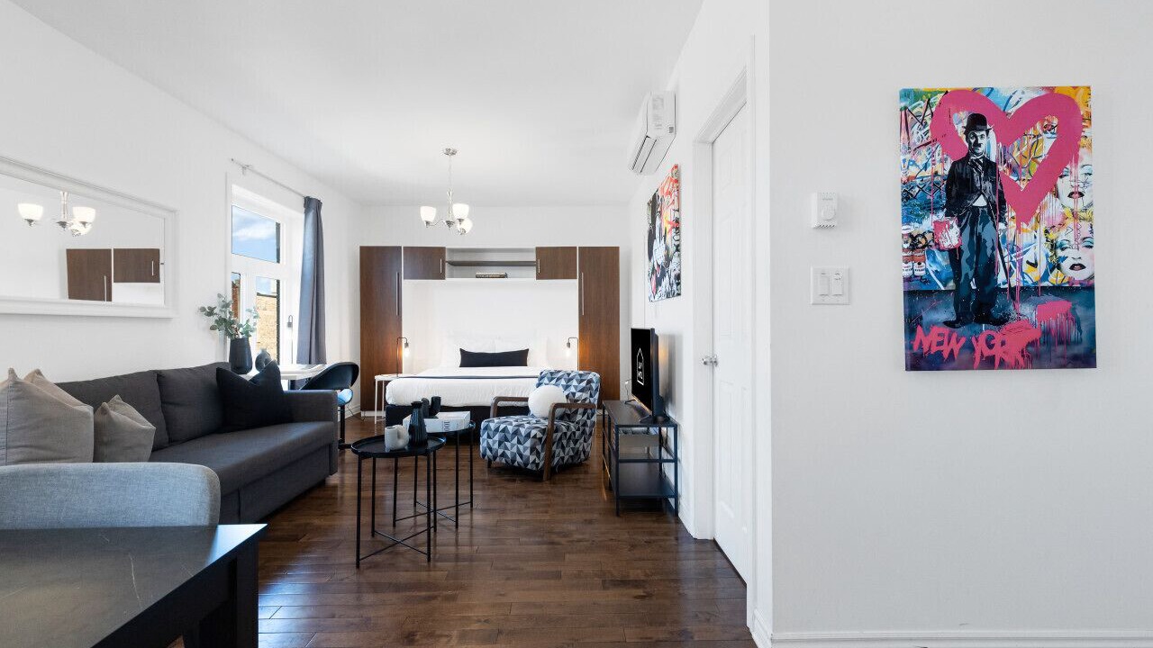 Photo of Bedroom in Plateau Mont Royal