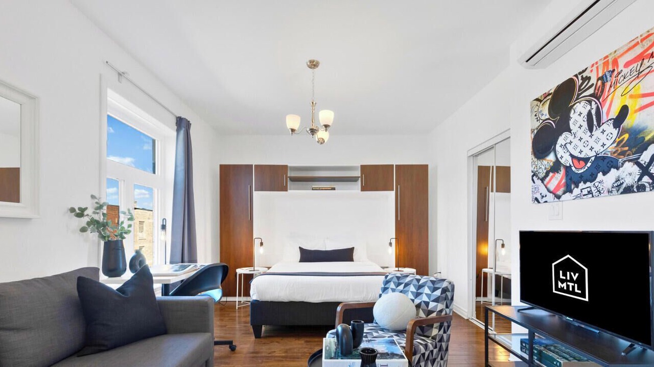 Photo of Bedroom in Plateau Mont Royal