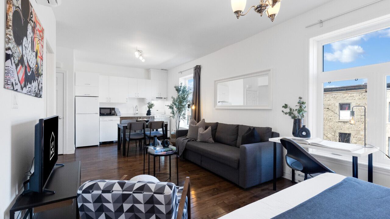 Photo of Bedroom in Plateau Mont Royal