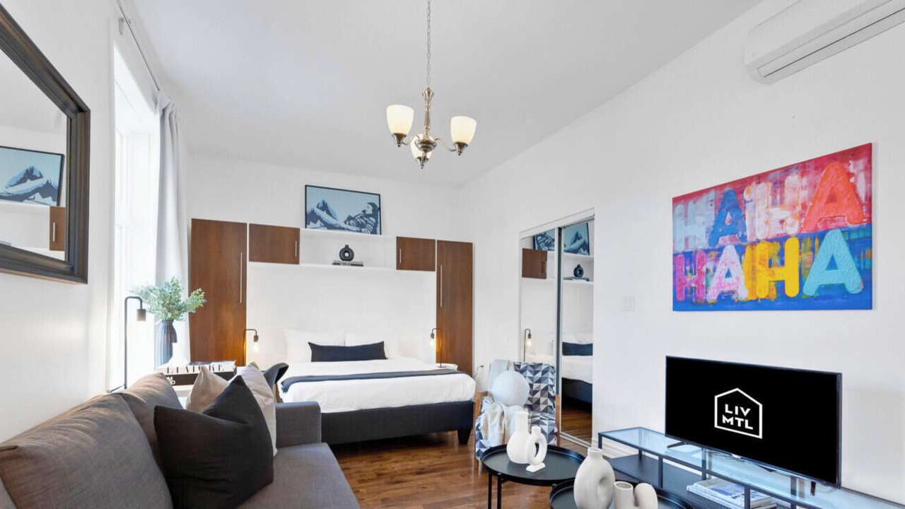 Photo of Bedroom in Plateau Mont Royal
