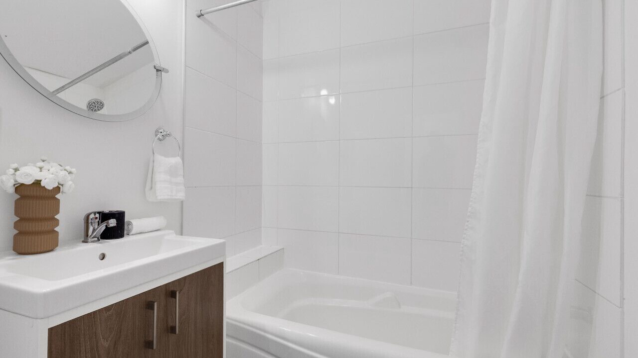 Photo of Bathroom in Plateau Mont Royal