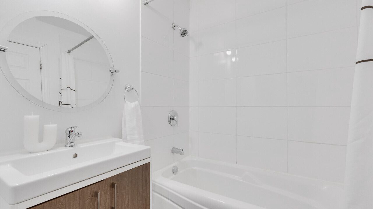 Photo of Bathroom in Plateau Mont Royal