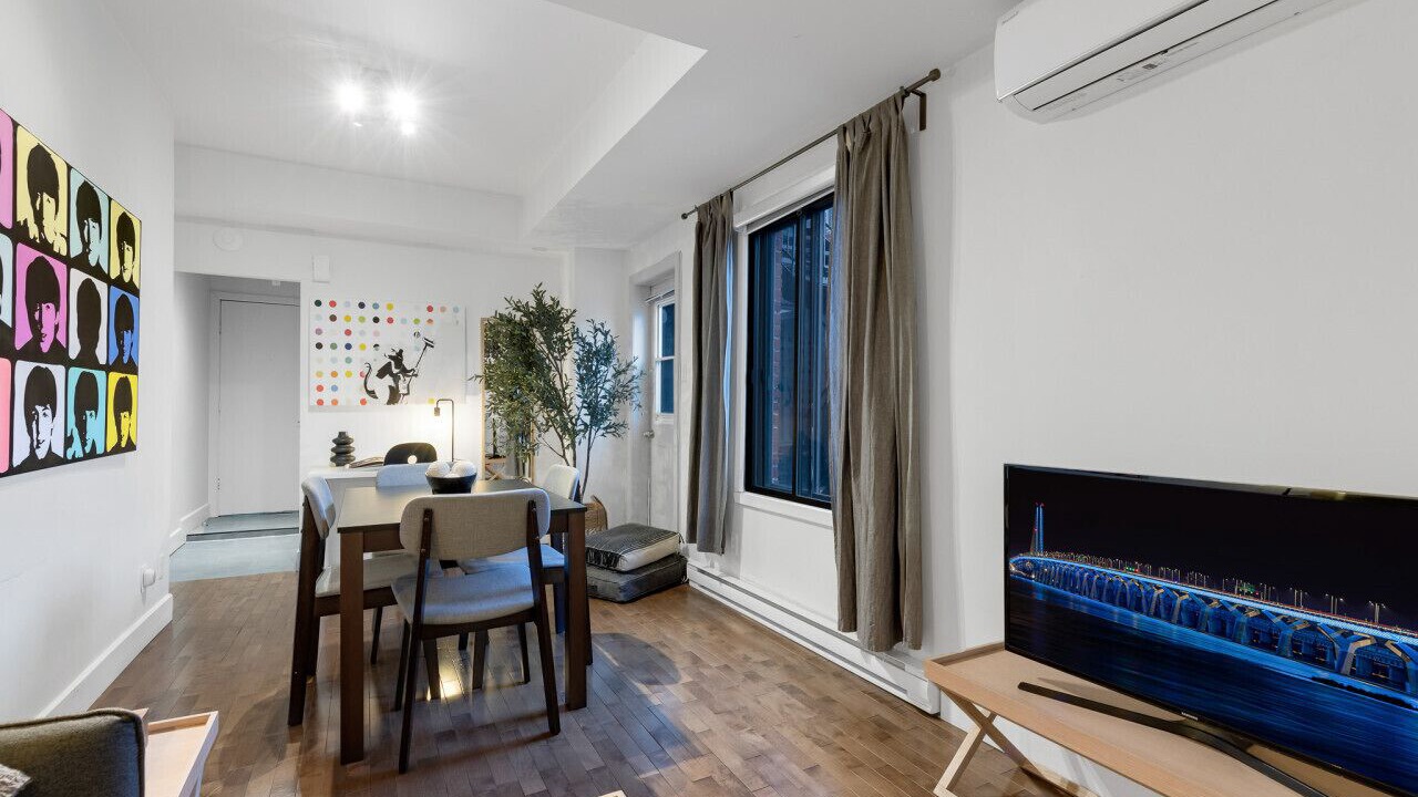 Photo of Bedroom in Plateau Mont Royal