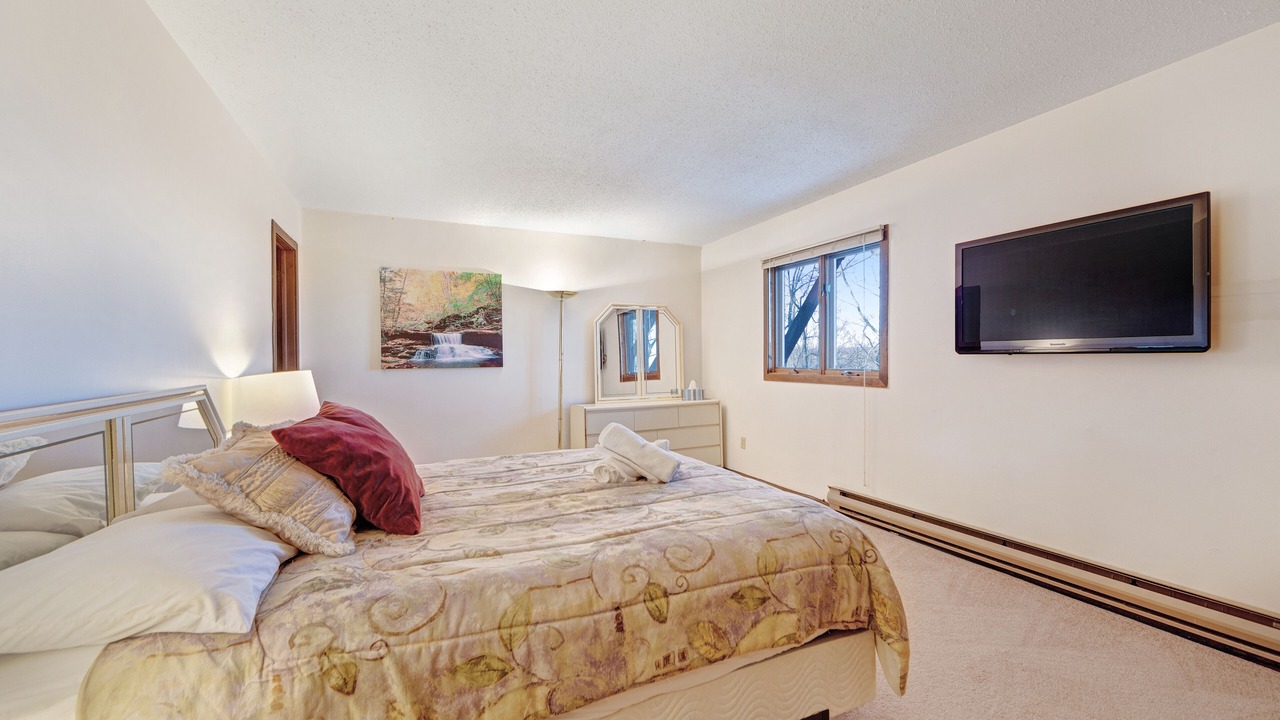 Photo of Bedroom in Tannersville