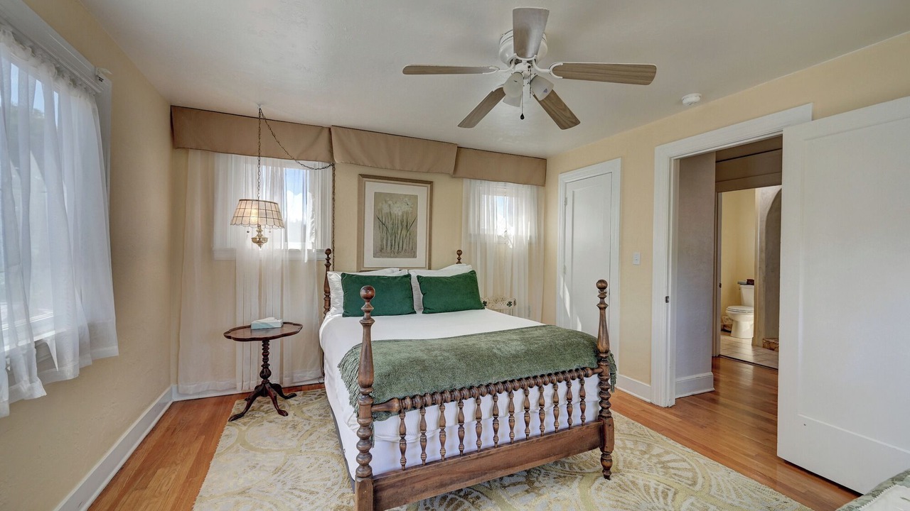 Photo of Others in Murphys