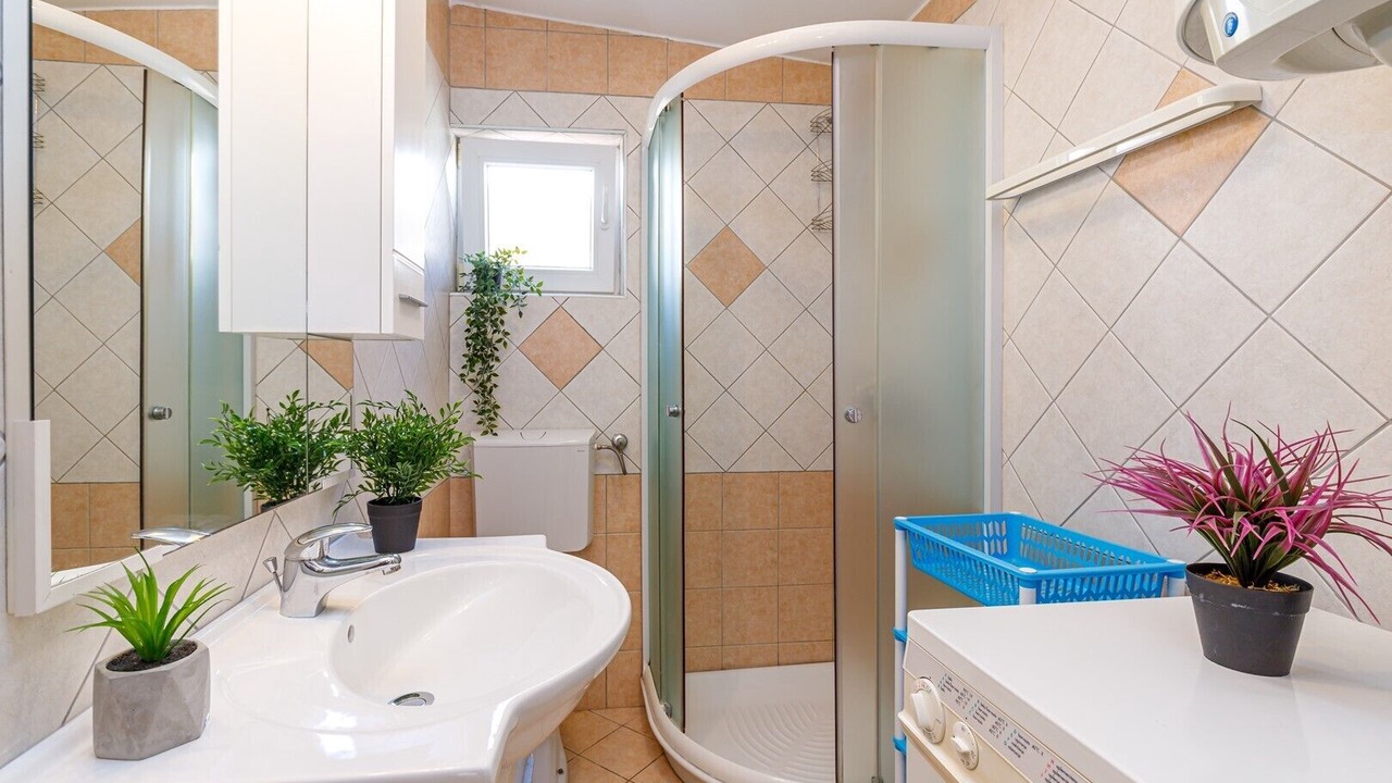 Photo of Bathroom in Skatari