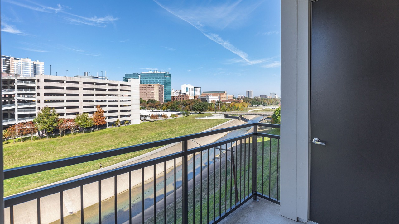 Photo of Patio Balcony in Texas Medical Center