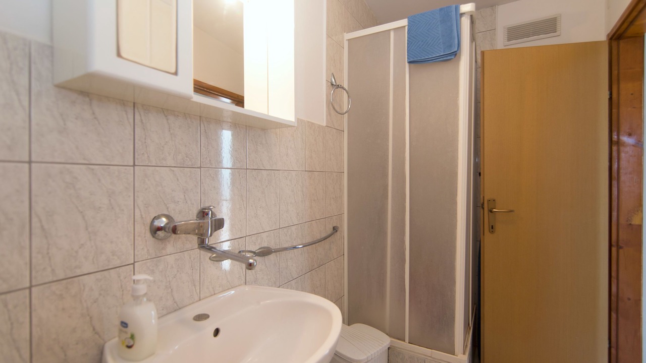 Photo of Bathroom in Vis