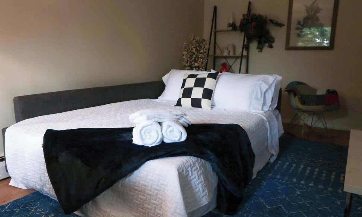 Photo of Bedroom in Ann Arbor
