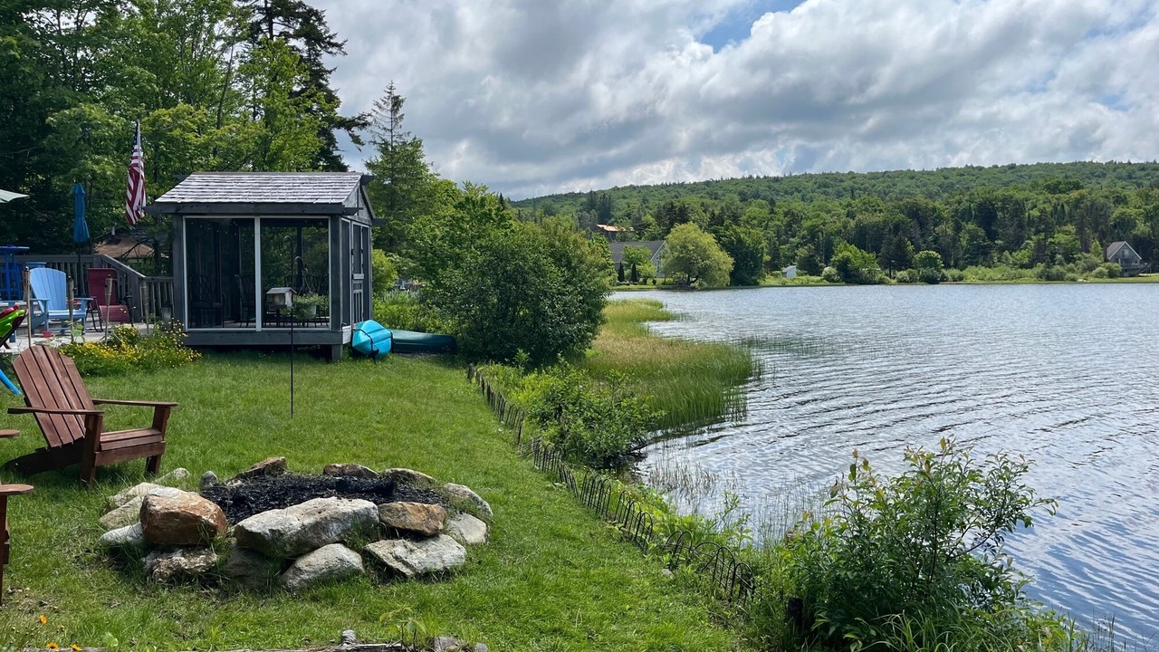 Photo of Outdoor in Woodford