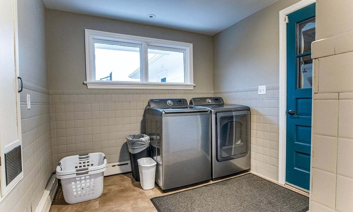 Photo of Others in Teall Beach