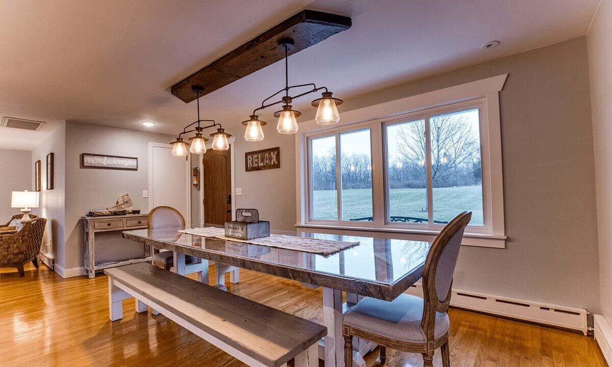 Photo of Livingroom in Teall Beach