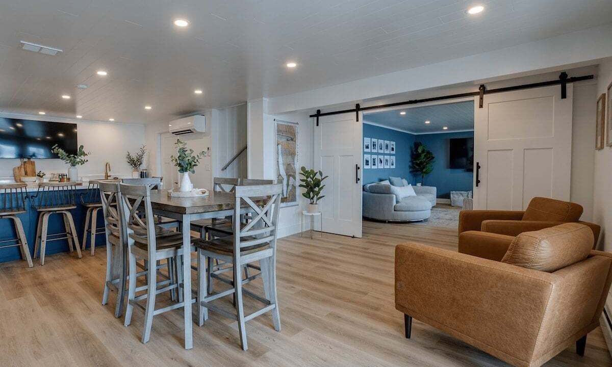 Photo of Bedroom in Teall Beach