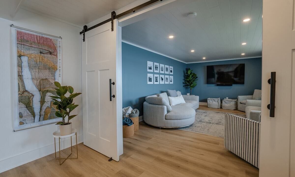 Photo of Bedroom in Teall Beach