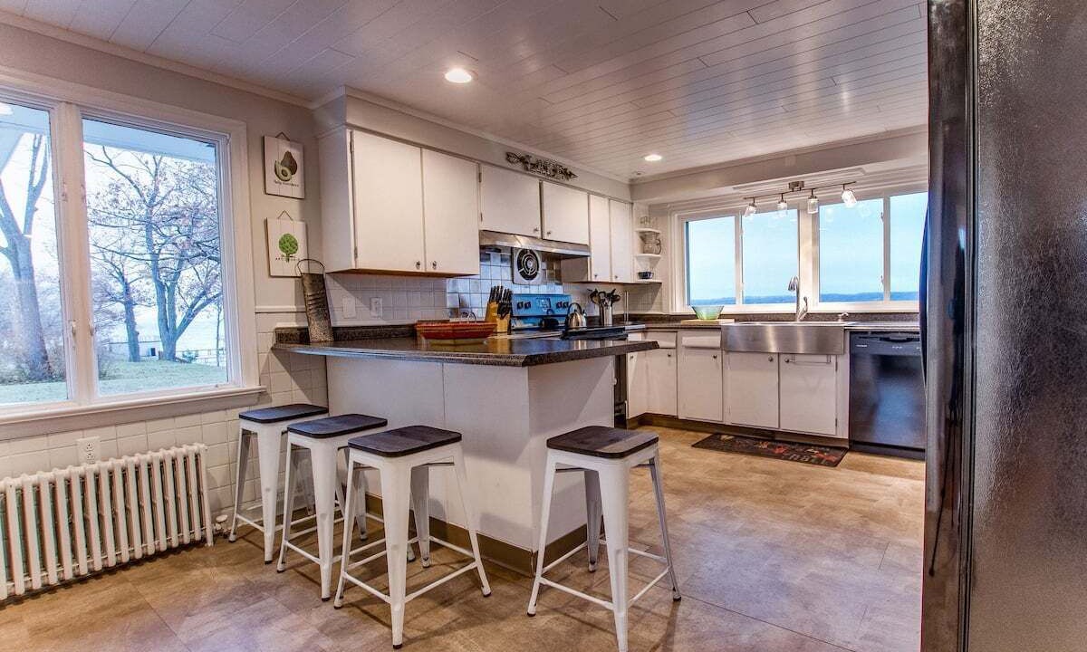 Photo of Others in Teall Beach