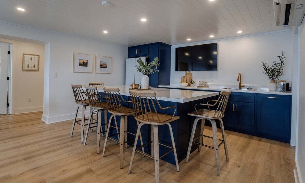 Photo of Bedroom in Teall Beach