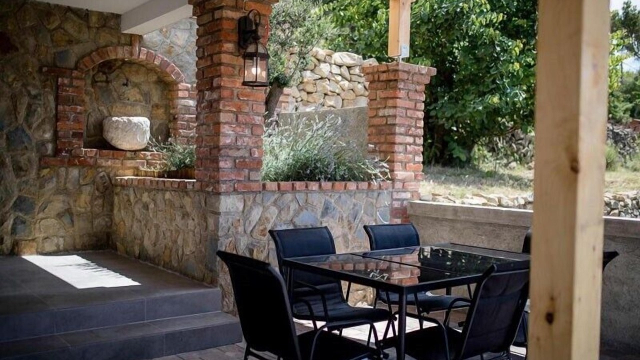 Photo of Outdoor in Mundanije