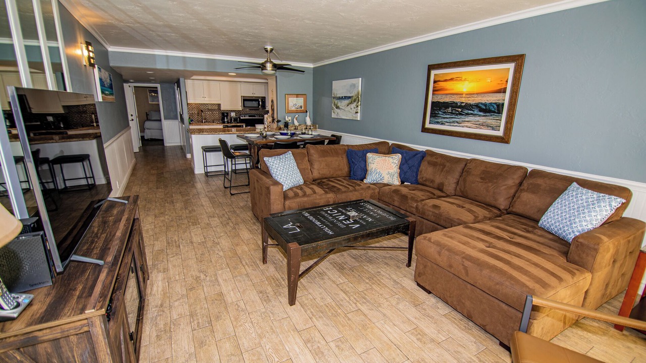 Photo of Livingroom in North Pacific Beach