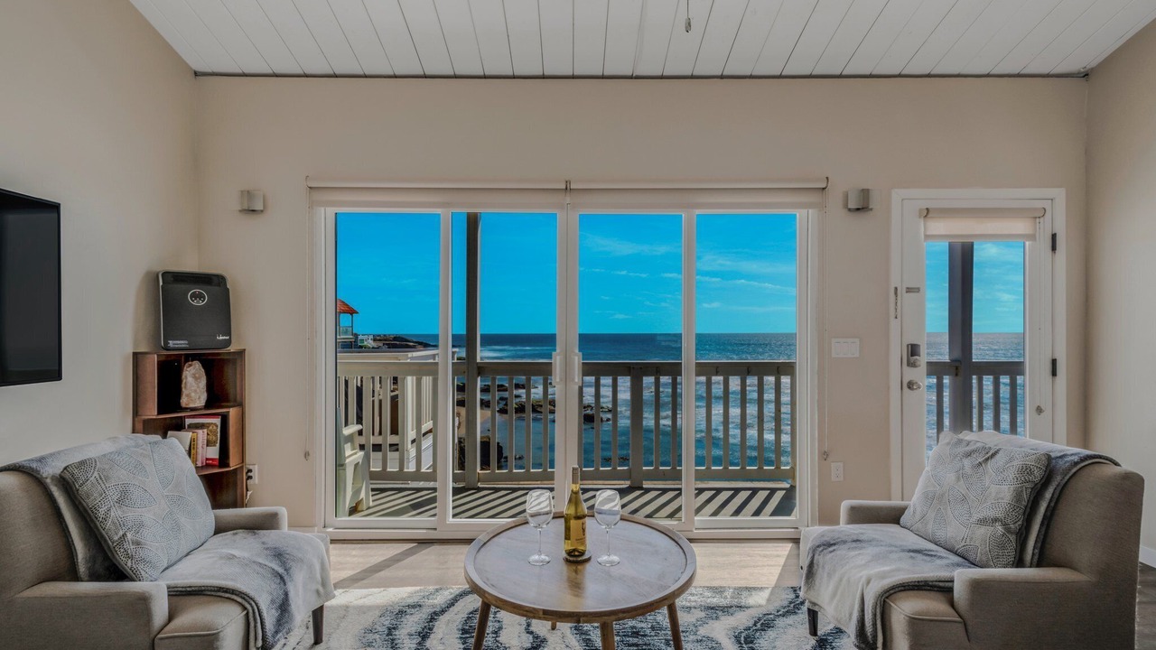 Photo of Livingroom in Ocean Beach