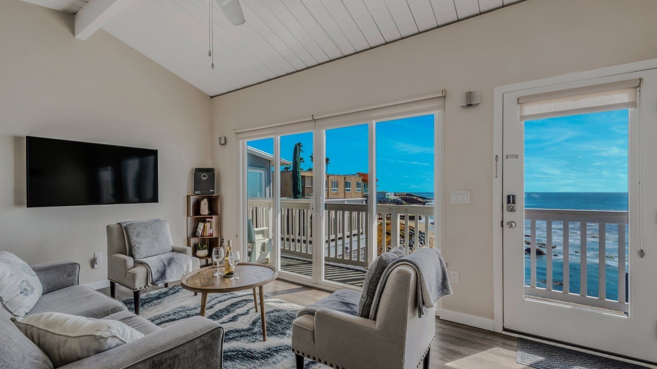 Photo of Livingroom in Ocean Beach
