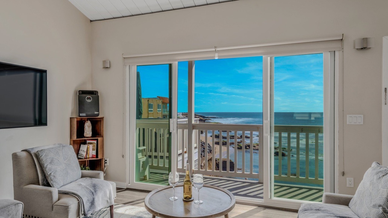 Photo of Livingroom in Ocean Beach
