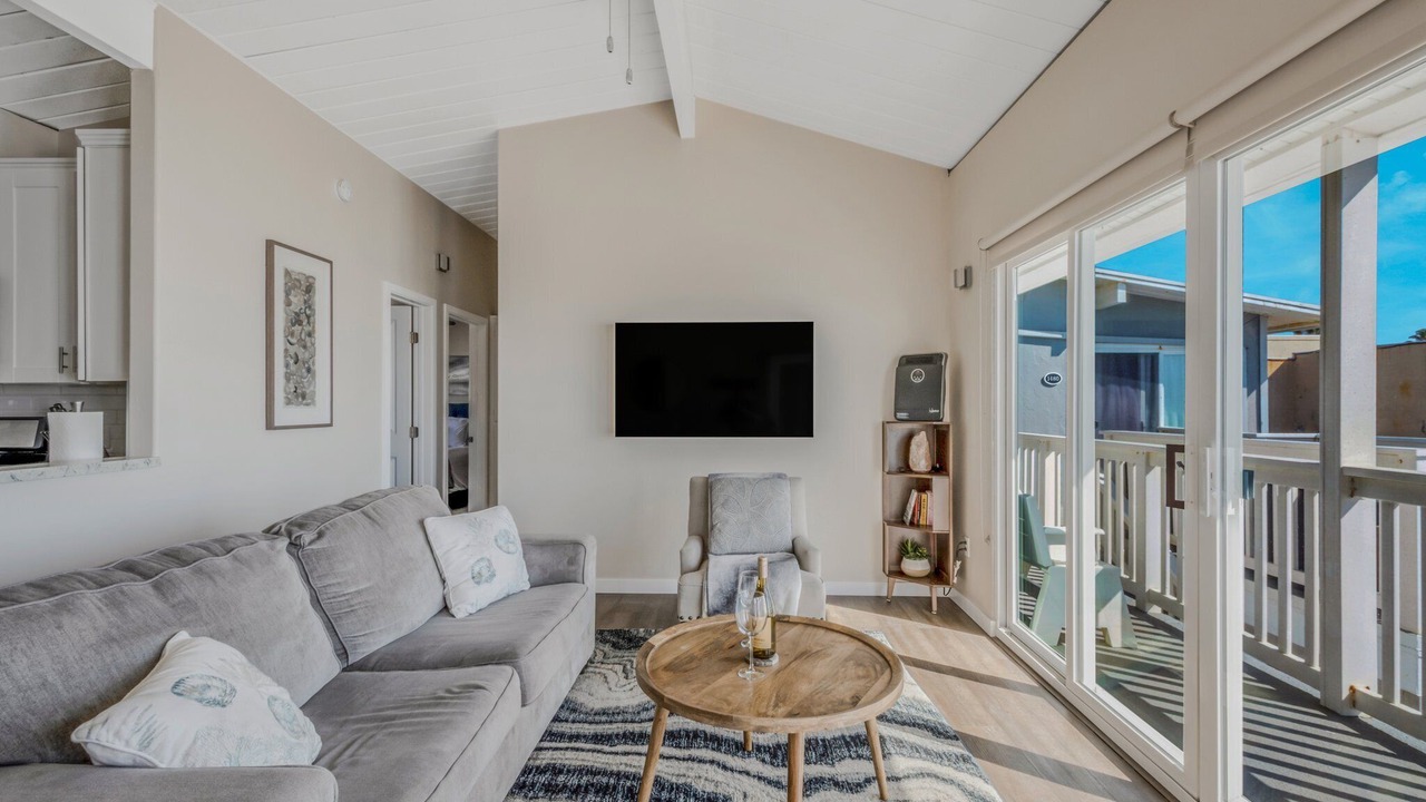 Photo of Livingroom in Ocean Beach