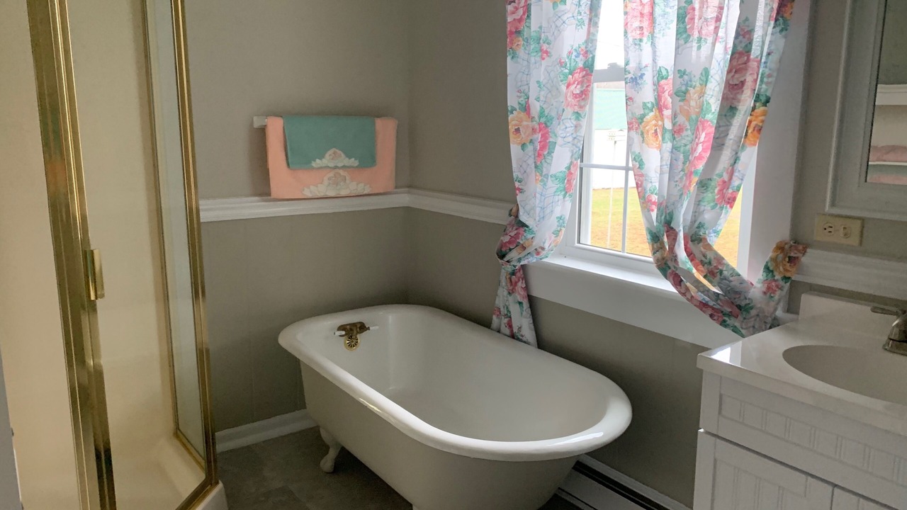 Photo of Bathroom in Mount Sterling