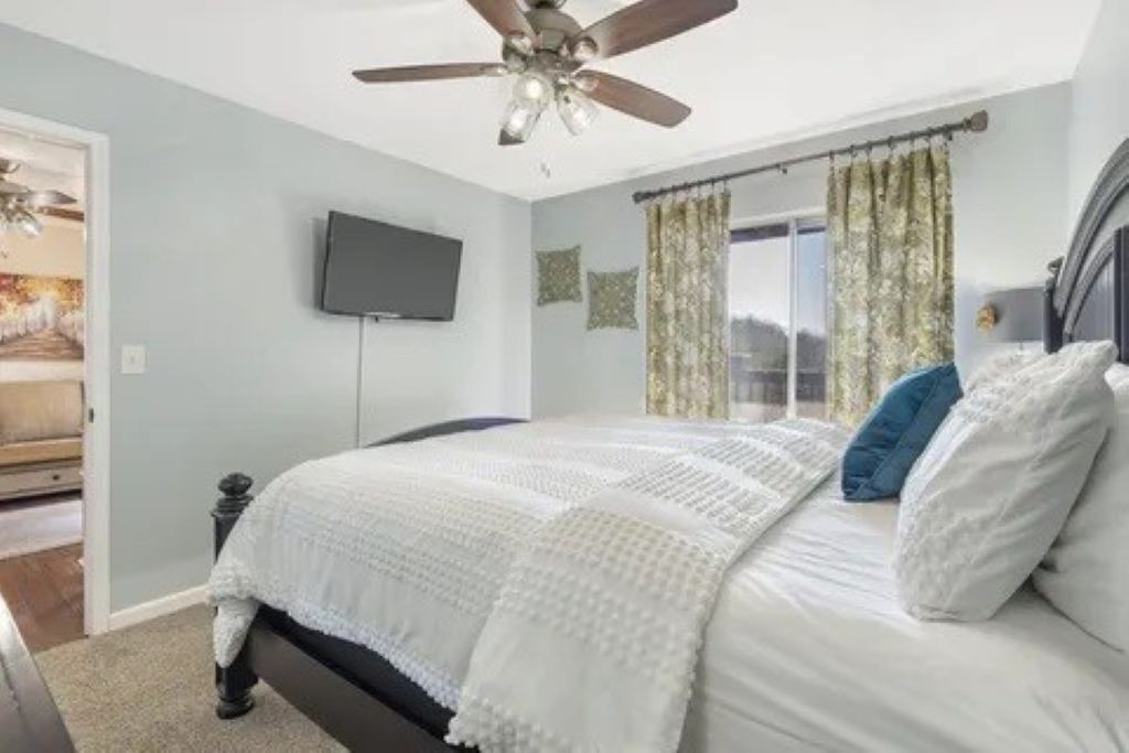 Photo of Bedroom in Indian Point