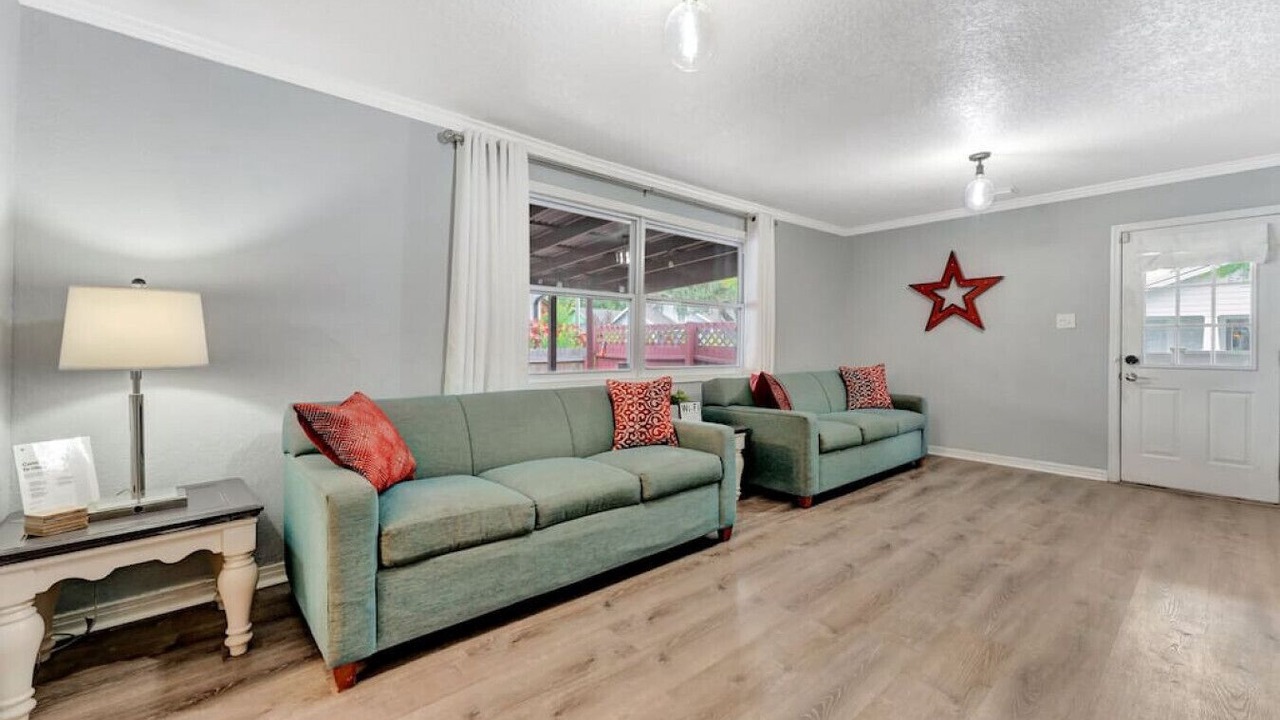 Photo of Livingroom in Riverside Heights
