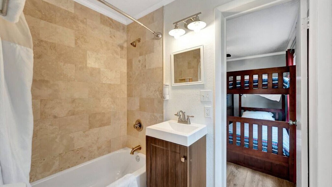 Photo of Bathroom in Riverside Heights
