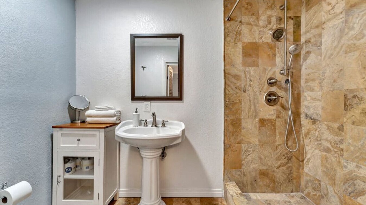 Photo of Bathroom in Riverside Heights