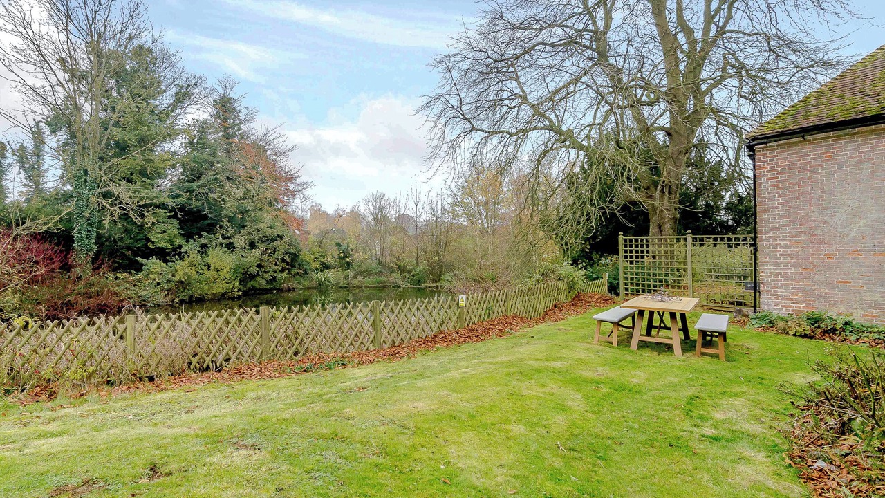 Photo of Outdoor in Hollingbourne