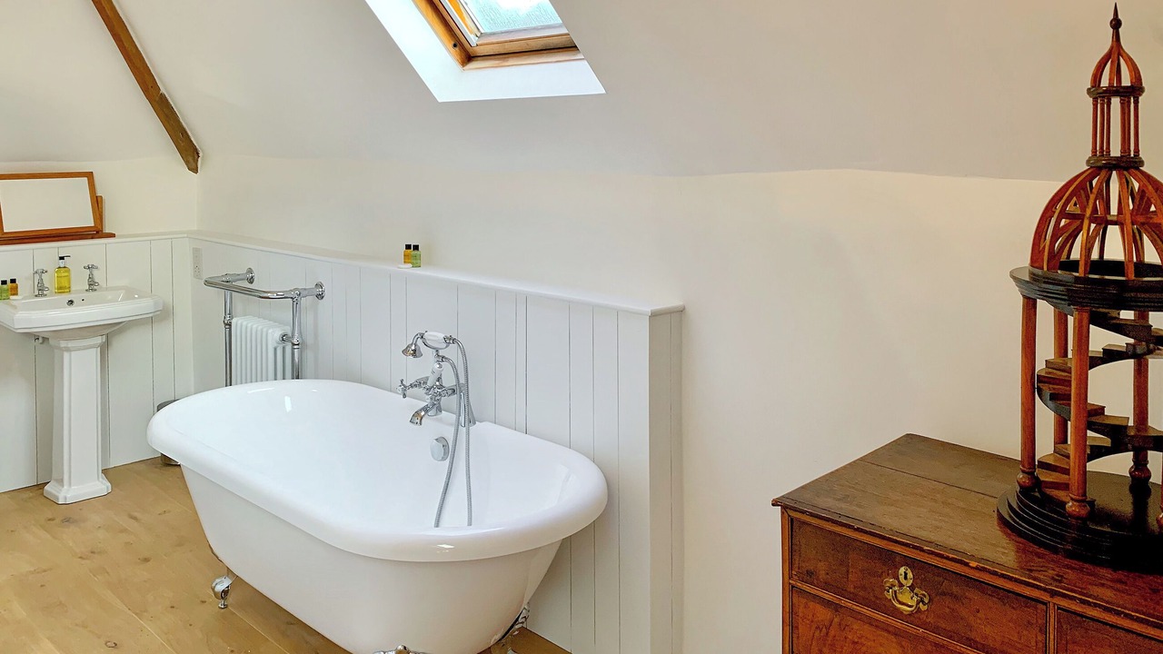 Photo of Bathroom in Hollingbourne
